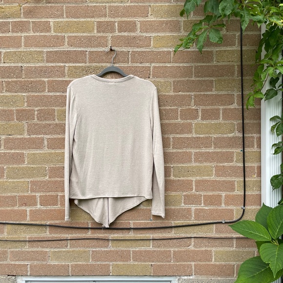 Top: H&M Light Beige Button Down Tie Waist Cardigan - Picture 6 of 11